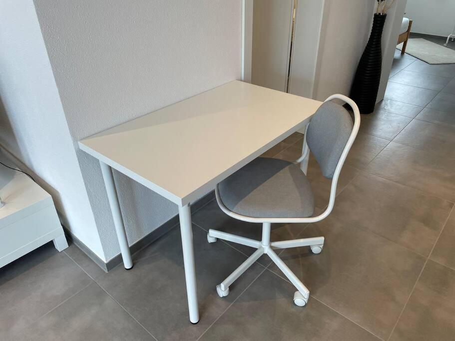 Gemuetliche, Topp Ausgestattete Ferienwohnung Bann Buitenkant foto